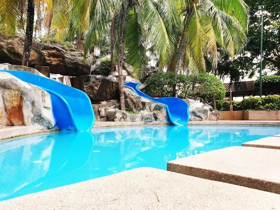 Appartamento Melaka Relax Home - 6 Pax - Seaview Corner Unit - 6 Min To Historical Spot & Jonker